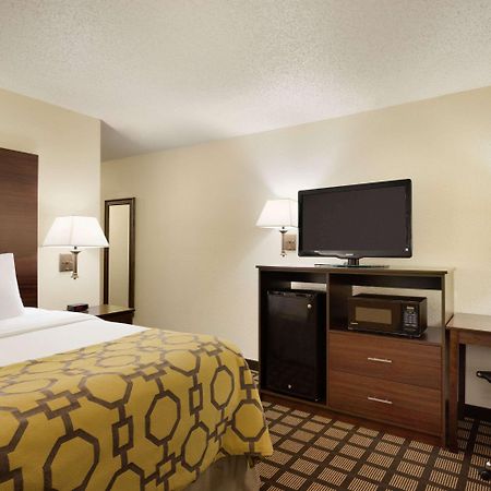 Baymont By Wyndham Salina Hotel Luaran gambar