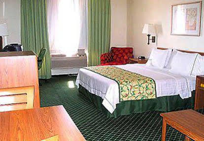 Baymont By Wyndham Salina Hotel Luaran gambar